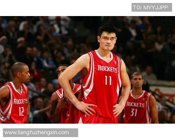 小光与姚明的篮球梦想之旅：从少年到巨星的成长故事